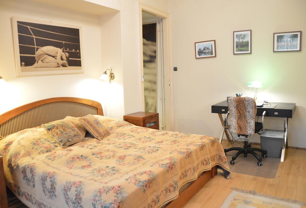 Classic Flat At Basilica Apartment Budapest Exterior photo